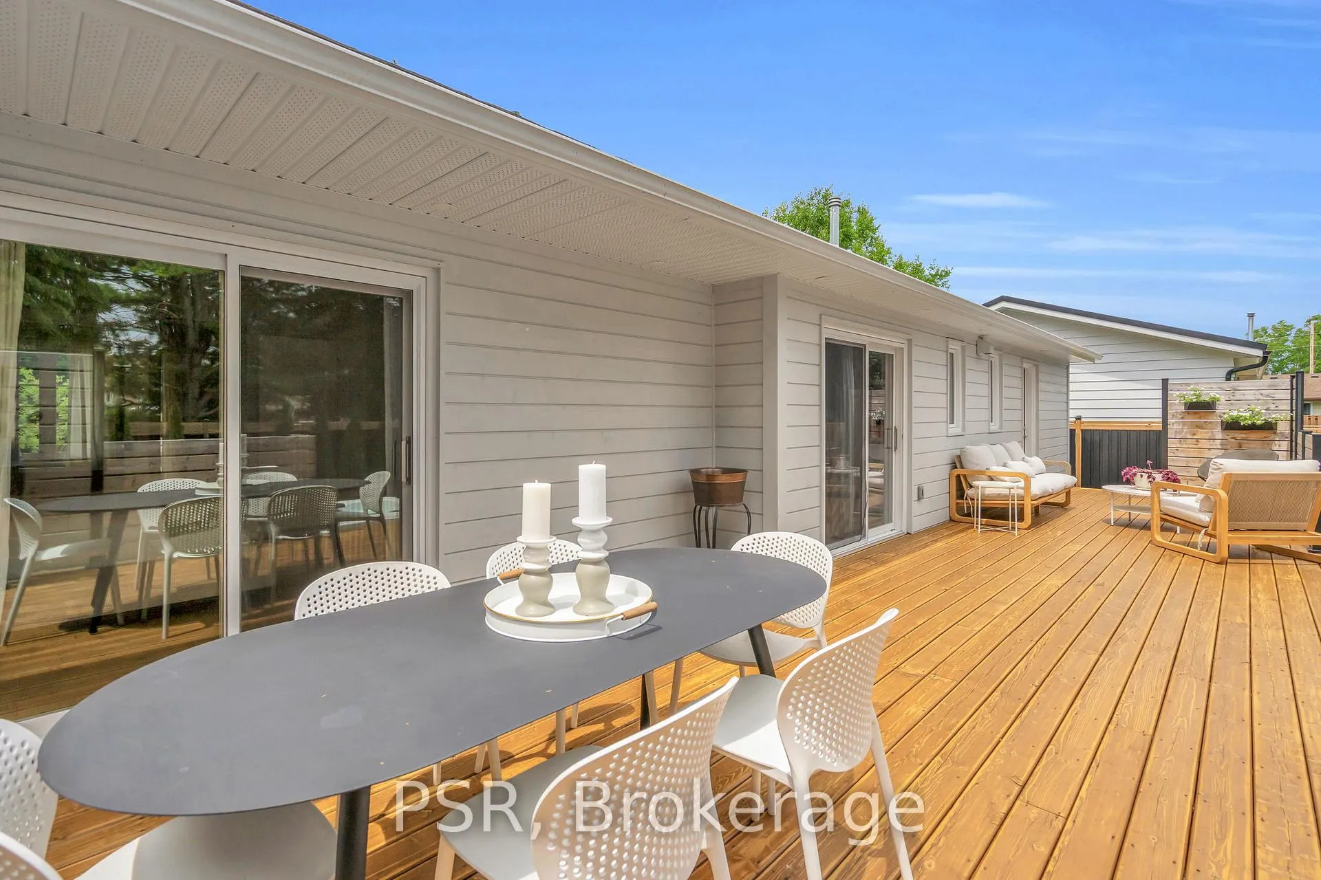 Photo 25 of 21 Blake Street, Meaford — HOMEH