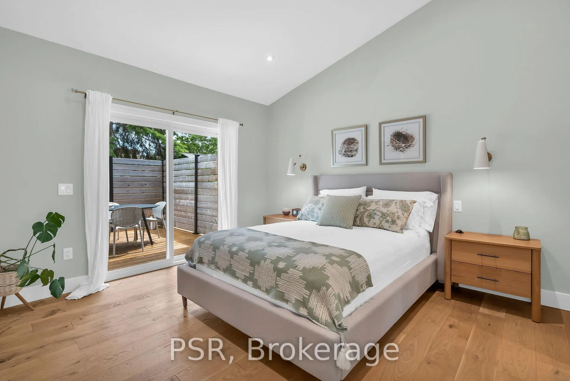 Photo 27 of 21 Blake Street, Meaford — HOMEH