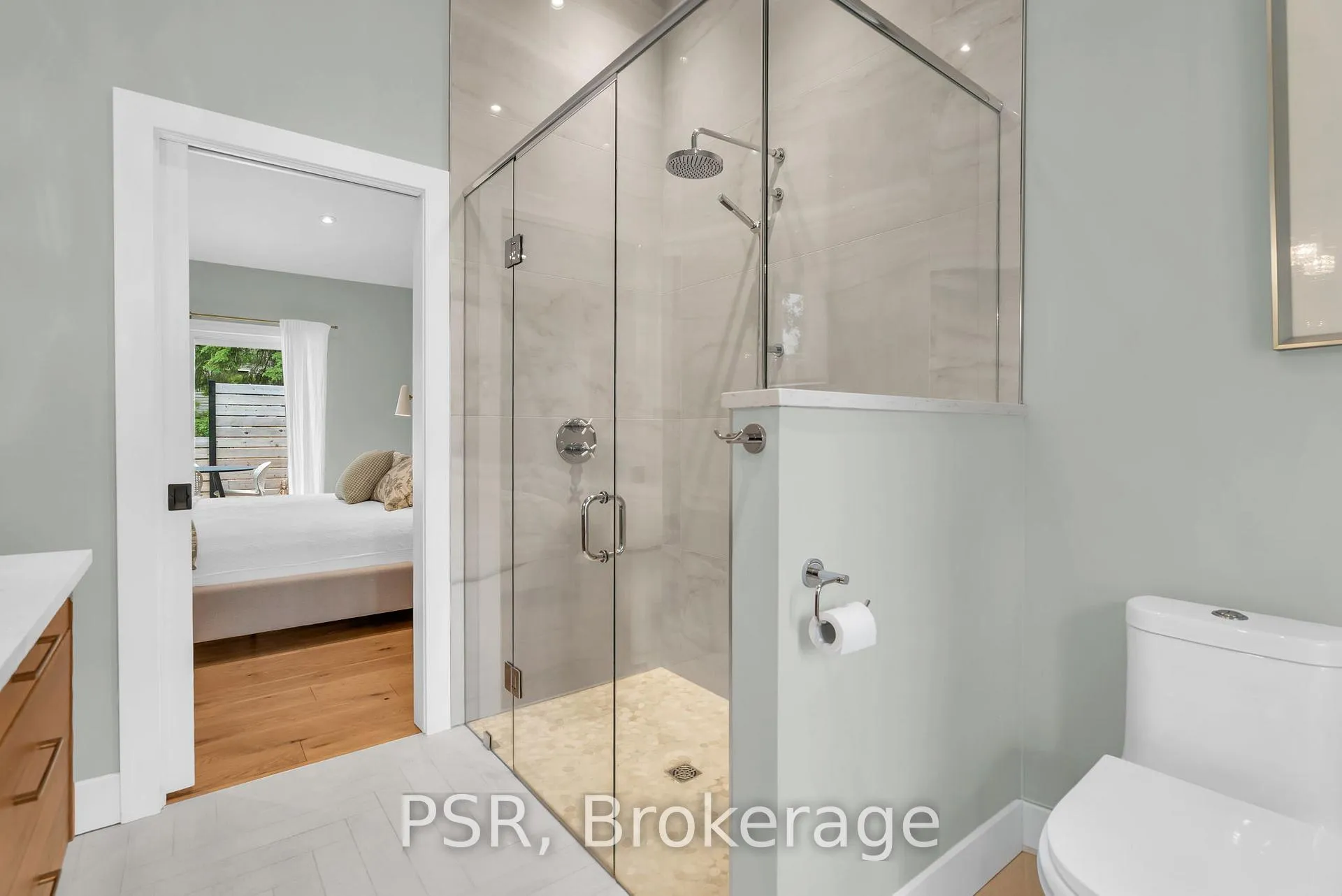 Photo 29 of 21 Blake Street, Meaford — HOMEH