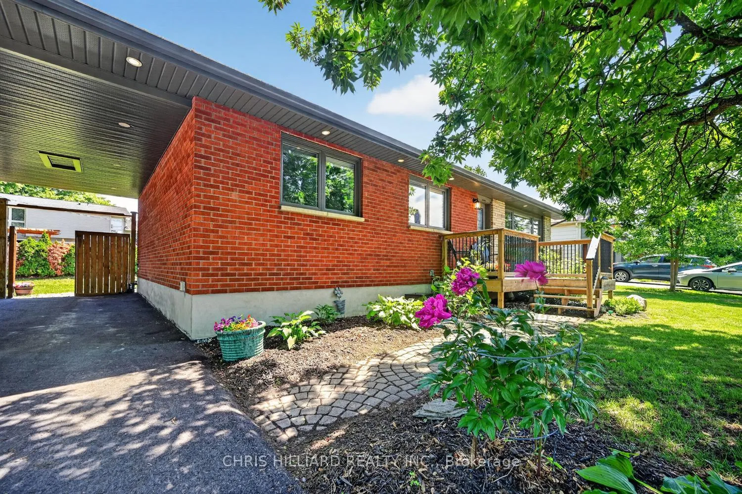 Photo 5 of 5277 Hillcrest Drive, Ottawa, Manotick Long Island & Nicholls Island — HOMEH