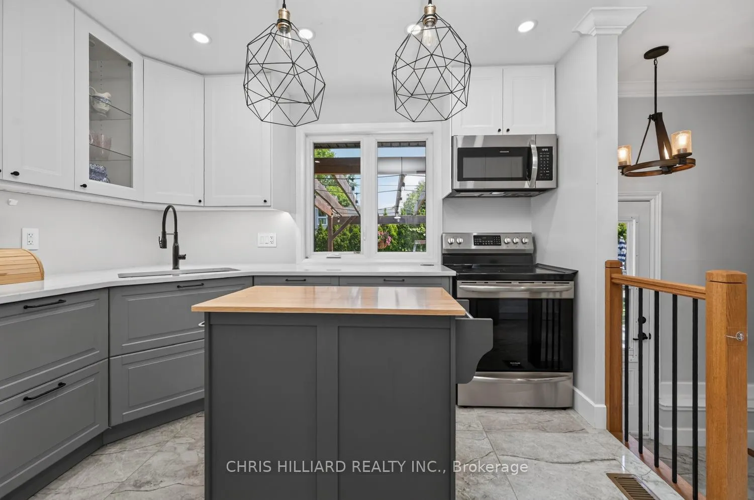 Photo 14 of 5277 Hillcrest Drive, Ottawa, Manotick Long Island & Nicholls Island — HOMEH