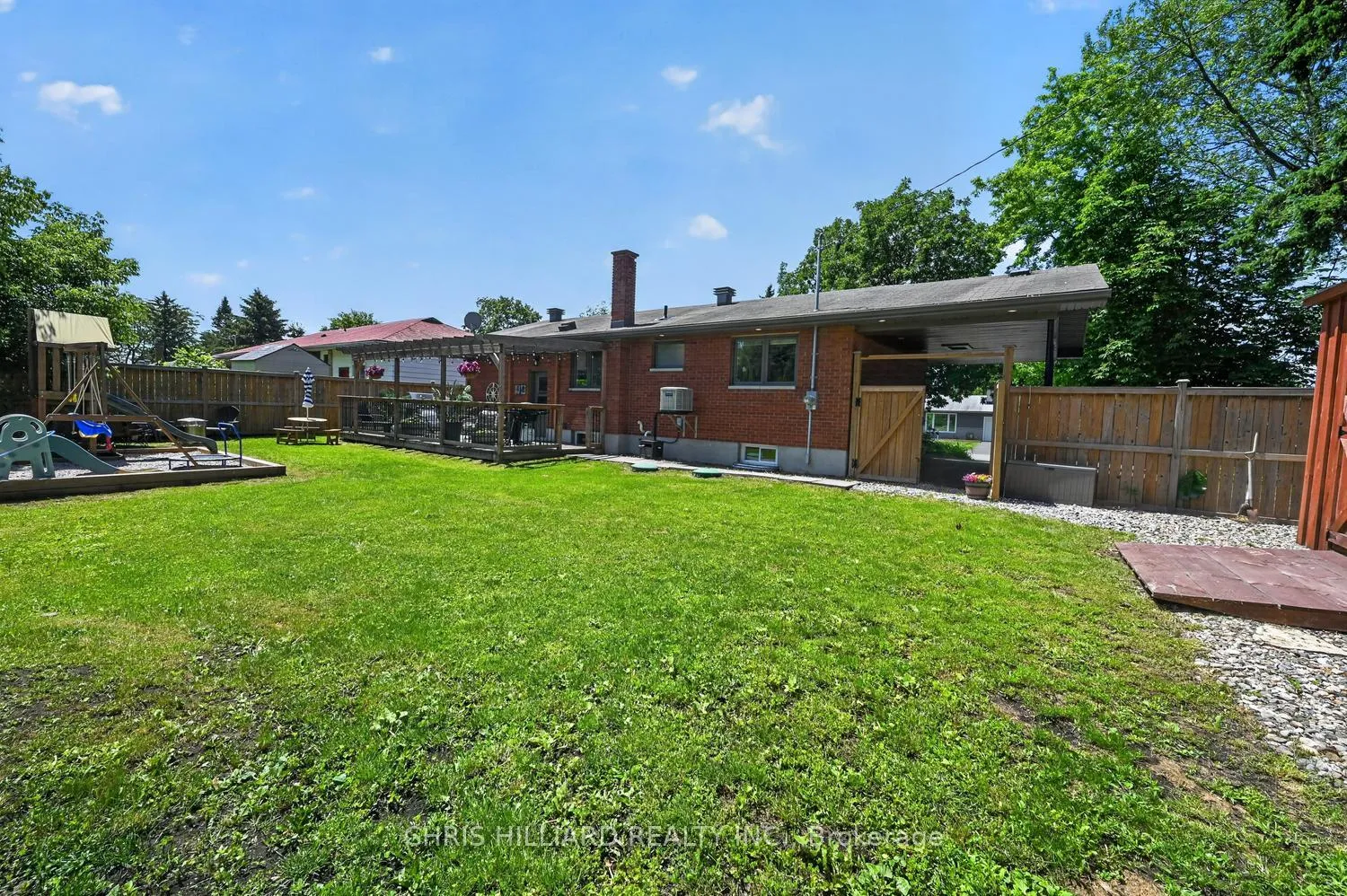Photo 29 of 5277 Hillcrest Drive, Ottawa, Manotick Long Island & Nicholls Island — HOMEH