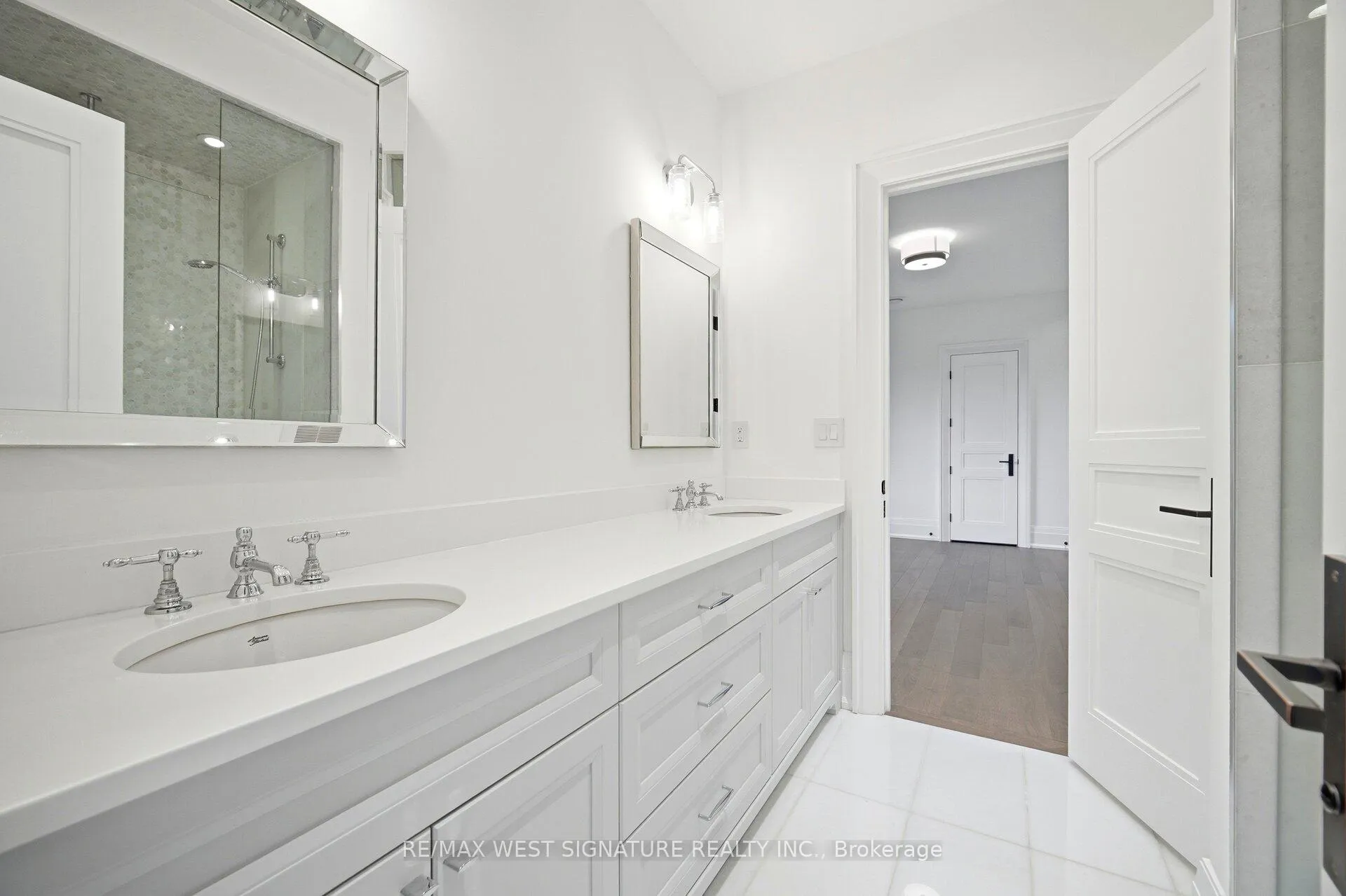 Photo 36 of 76 Lynwood Crescent, King, Nobleton — HOMEH
