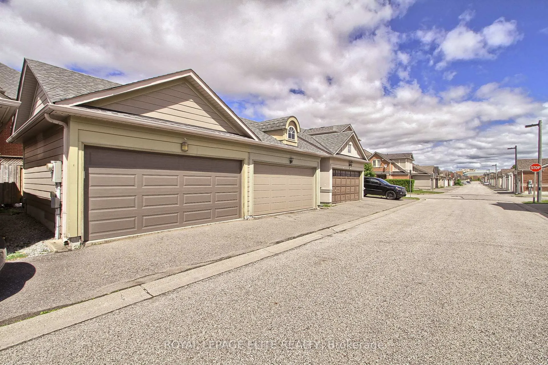 Photo 34 of 2980 Bur Oak Avenue, Markham, Cornell — HOMEH