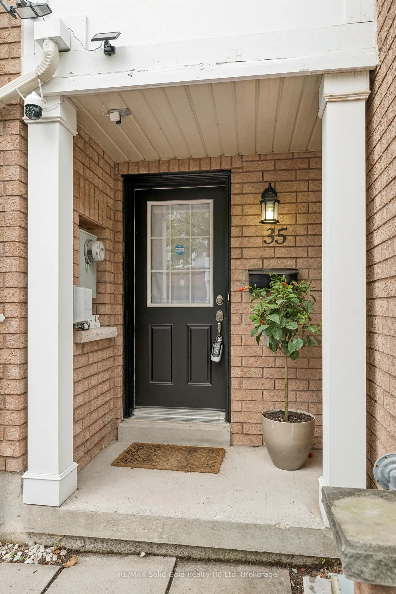 Photo 4 of Unit 35, 1790 Finch Avenue, Pickering, Village East — HOMEH