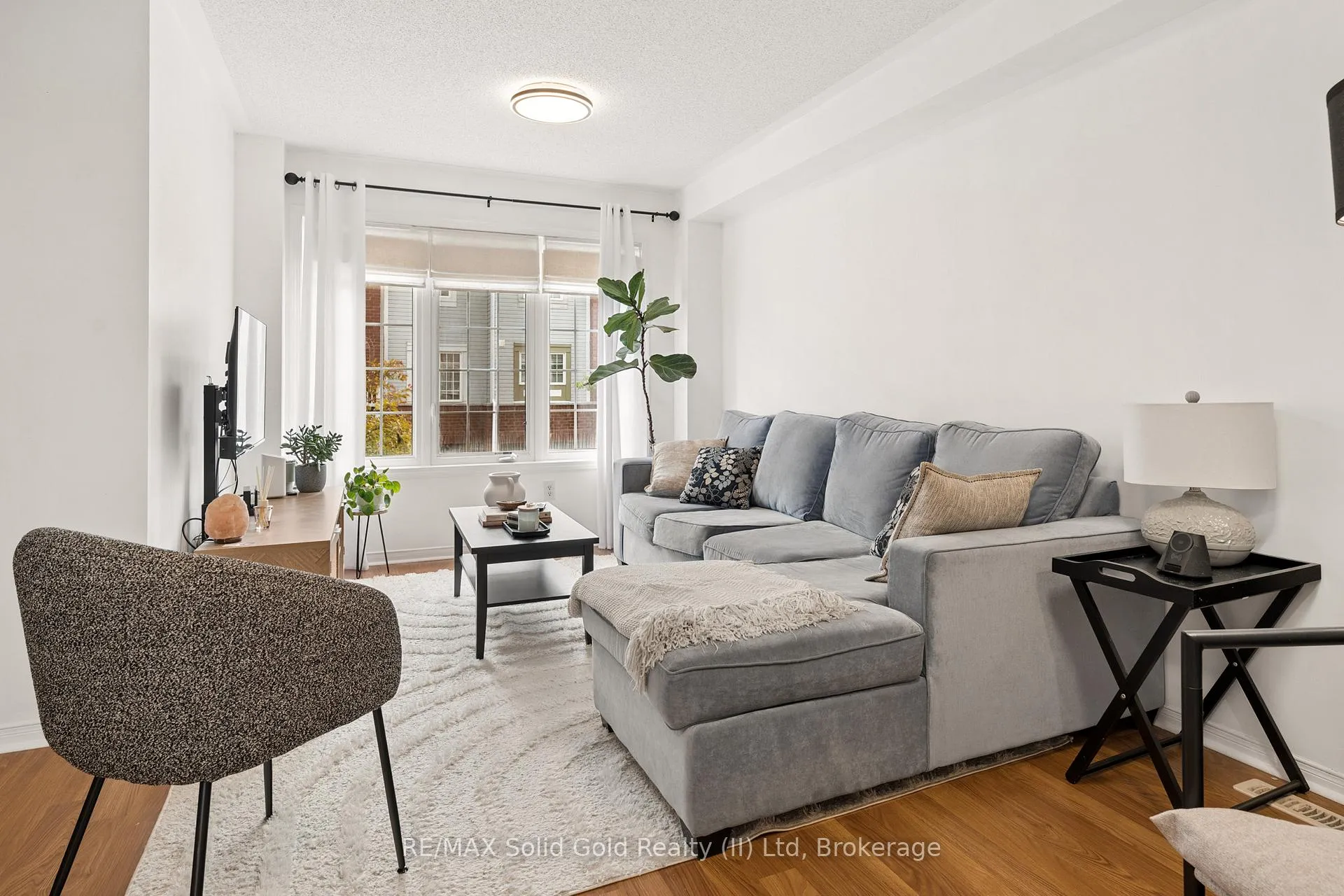 Photo 11 of Unit 35, 1790 Finch Avenue, Pickering, Village East — HOMEH