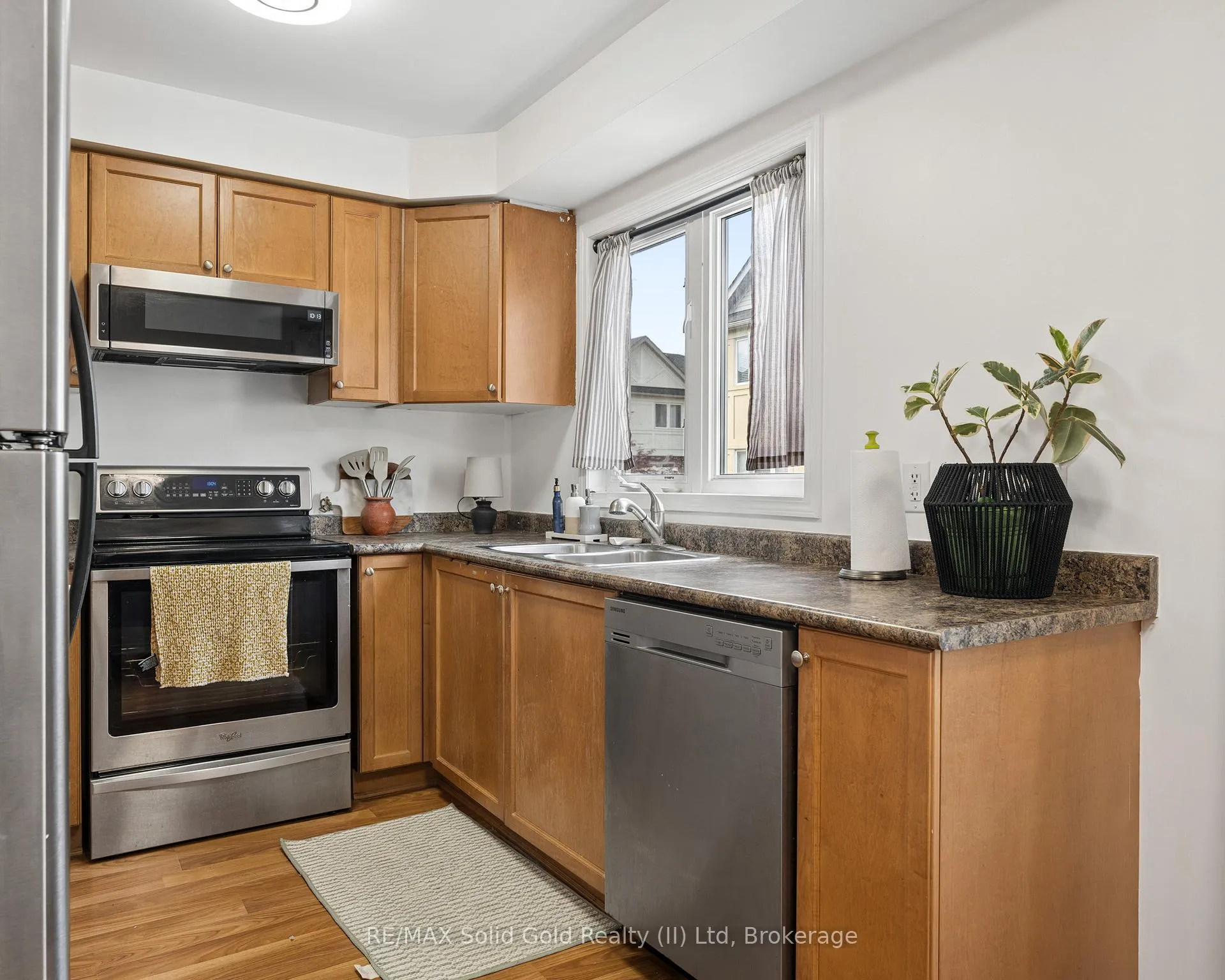 Photo 17 of Unit 35, 1790 Finch Avenue, Pickering, Village East — HOMEH