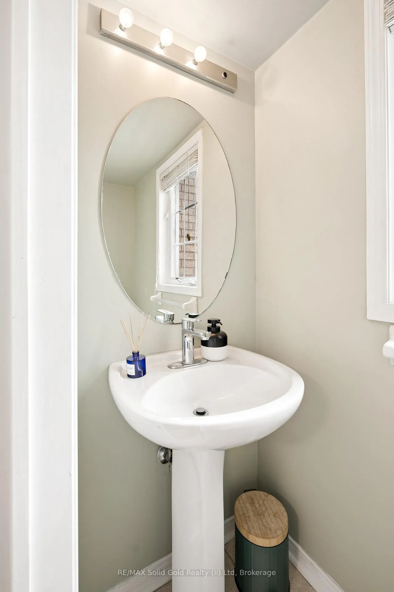 Photo 19 of Unit 35, 1790 Finch Avenue, Pickering, Village East — HOMEH