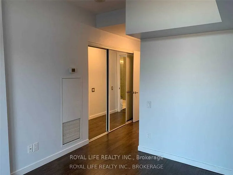 Photo 2 of Unit 1204, 103 The Queensway, Toronto, High Park-Swansea — HOMEH