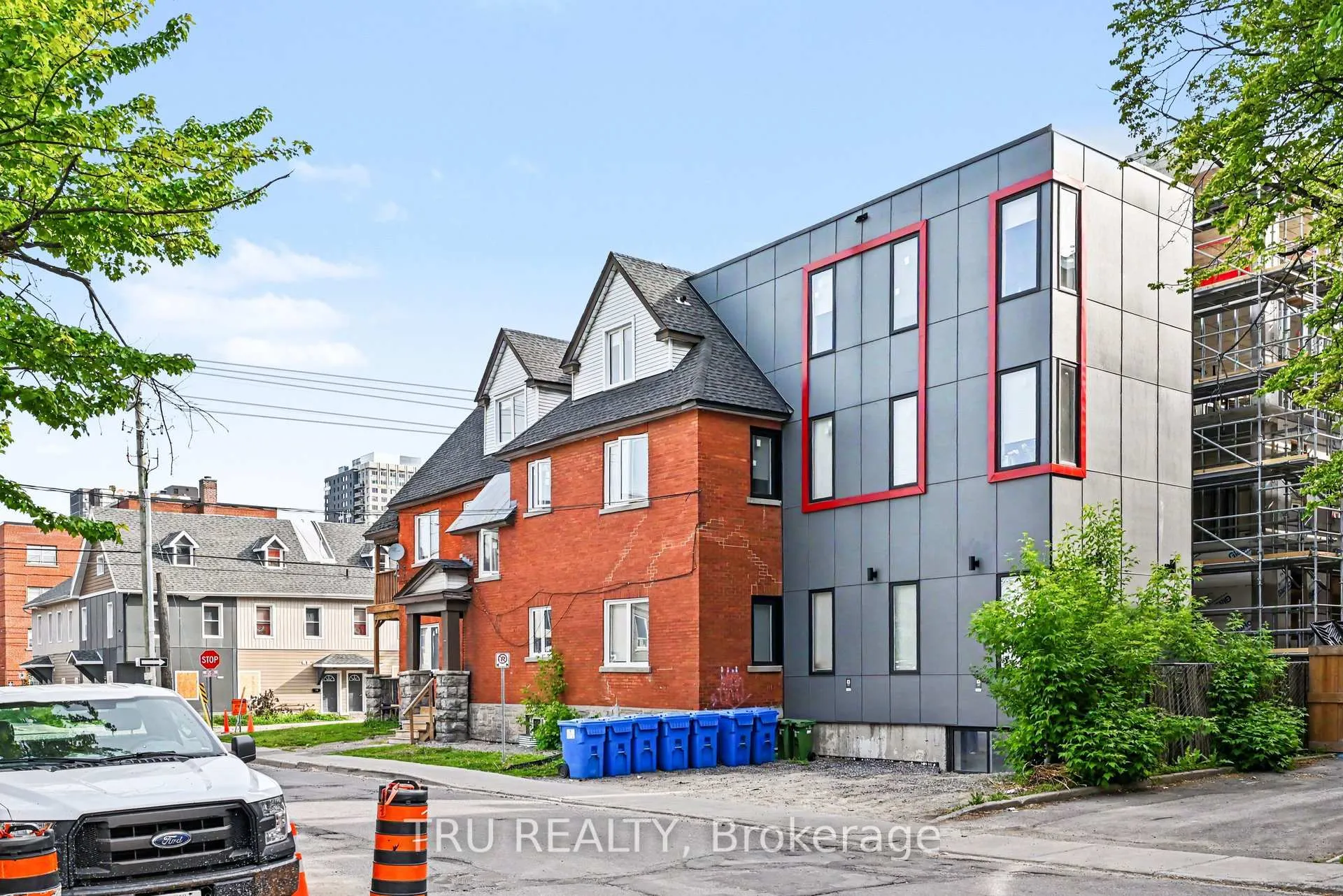 Photo 3 of 351 Friel Street, Ottawa, Sandy Hill — HOMEH
