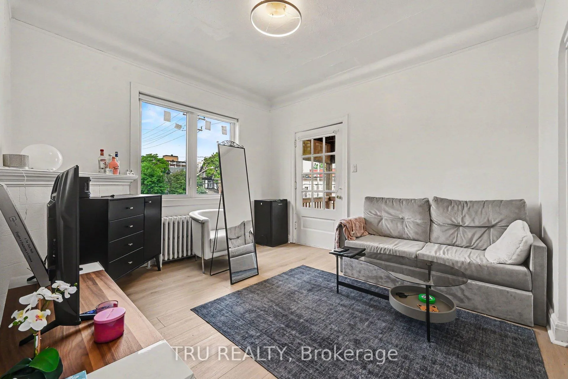 Photo 4 of 351 Friel Street, Ottawa, Sandy Hill — HOMEH
