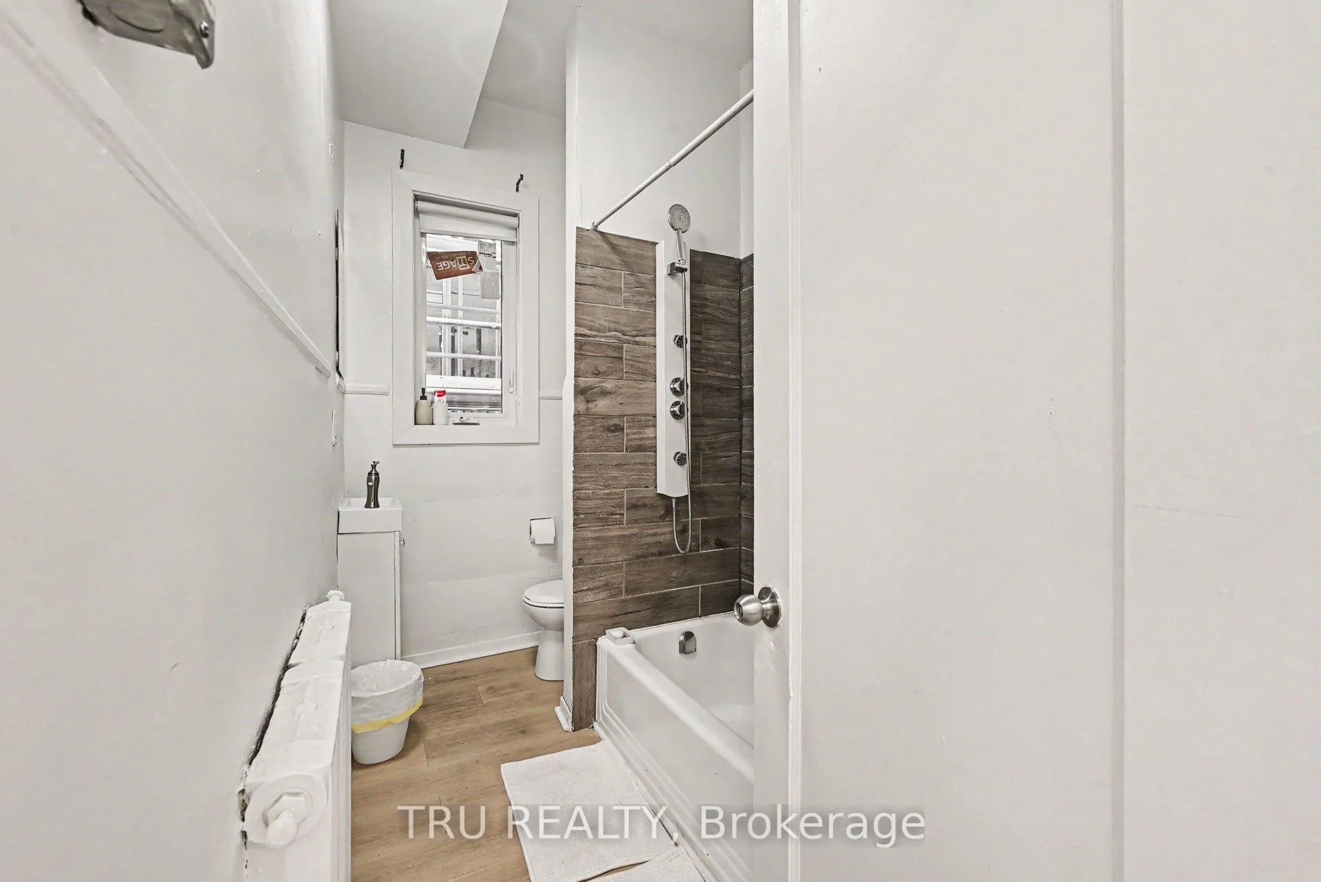Photo 11 of 351 Friel Street, Ottawa, Sandy Hill — HOMEH