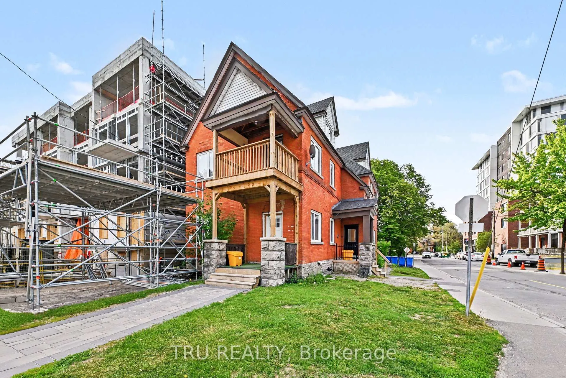 Photo 19 of 351 Friel Street, Ottawa, Sandy Hill — HOMEH