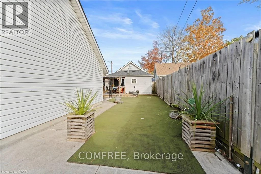 Photo 4 of 1743 St Luke Road, Out of Area — HOMEH