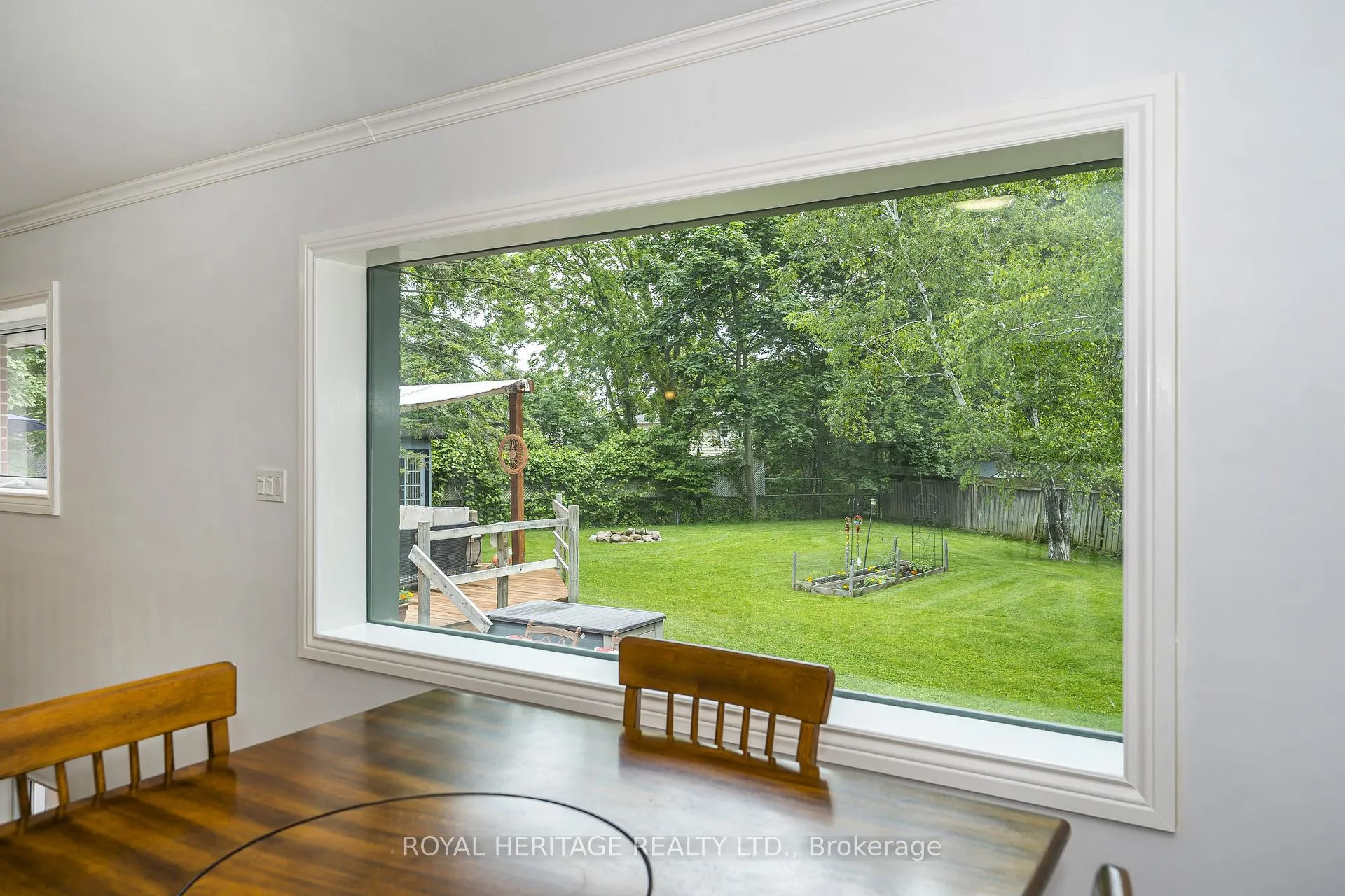 Photo 15 of 956 Bayshore Court, Pickering, West Shore — HOMEH