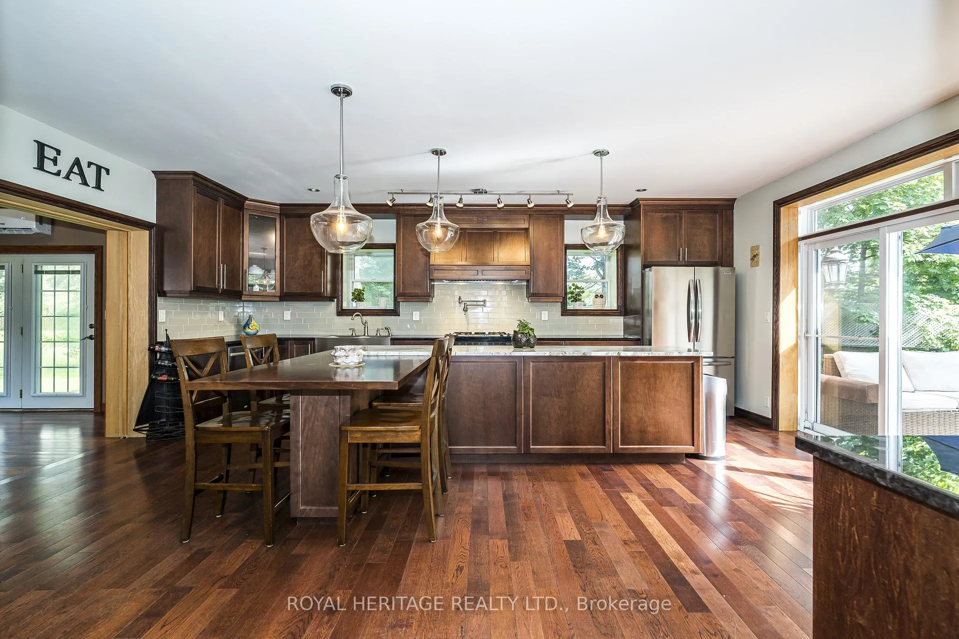 Photo 16 of 956 Bayshore Court, Pickering, West Shore — HOMEH