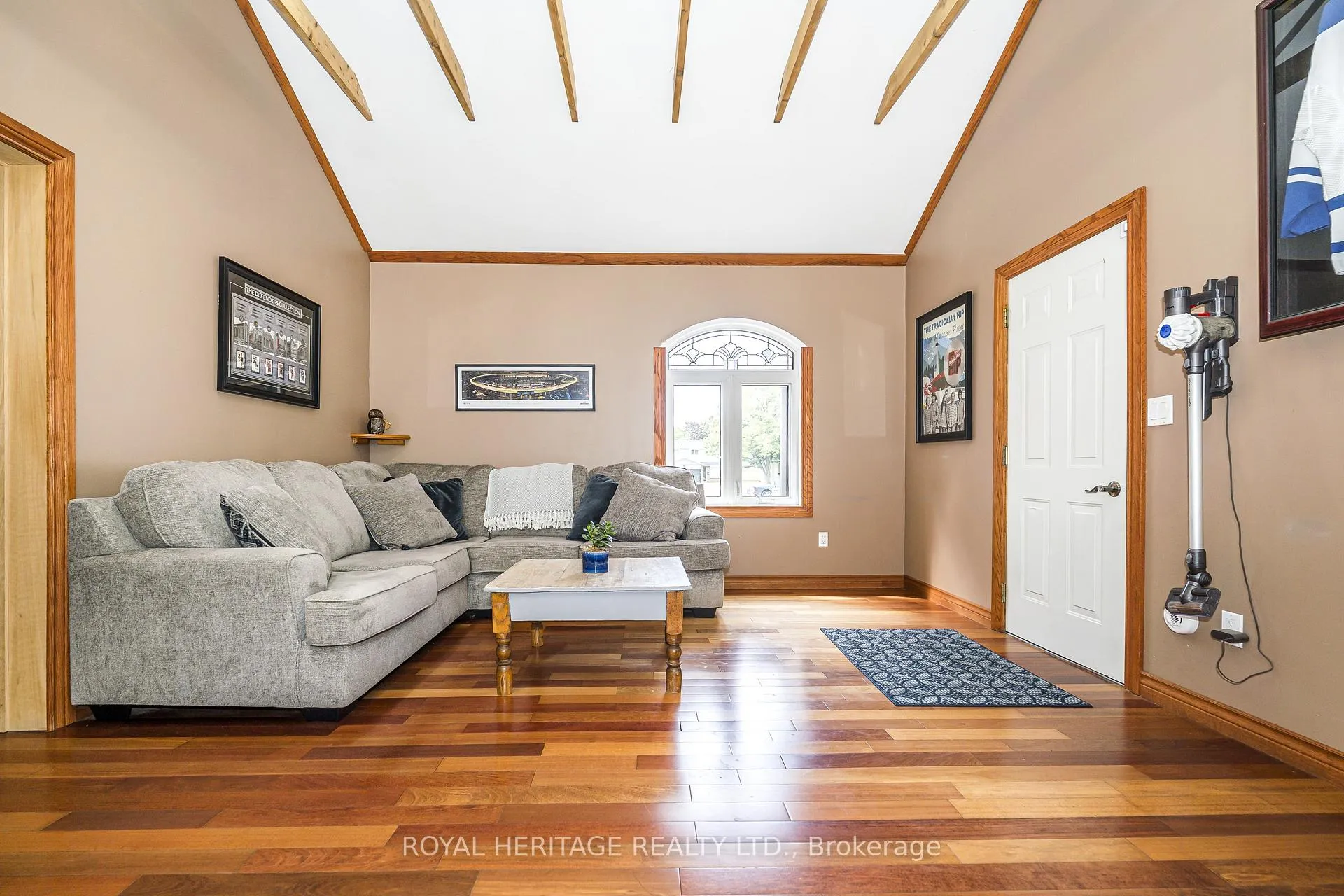 Photo 22 of 956 Bayshore Court, Pickering, West Shore — HOMEH