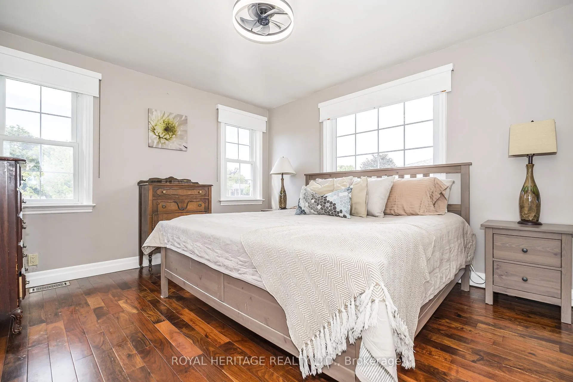 Photo 25 of 956 Bayshore Court, Pickering, West Shore — HOMEH