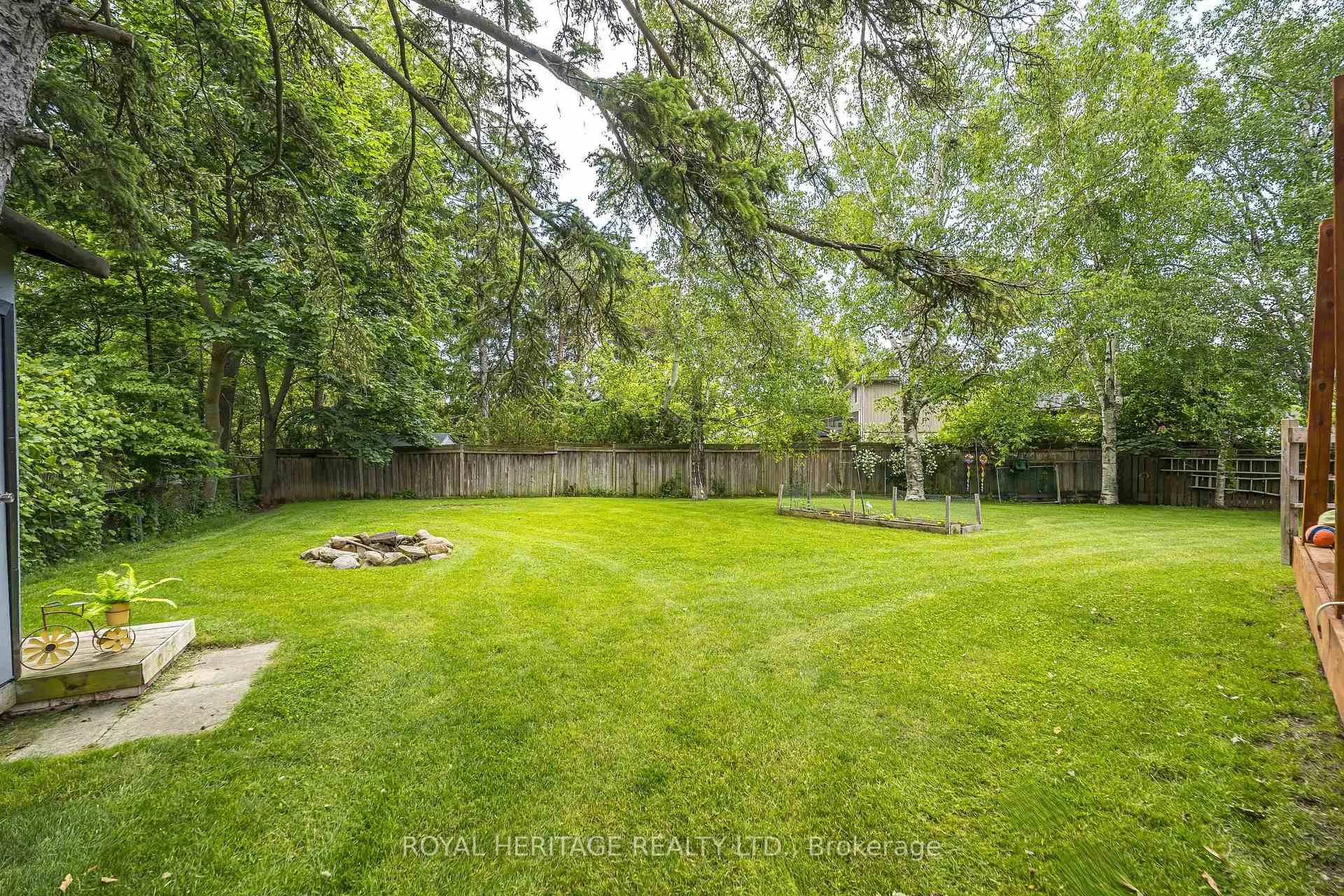 Photo 40 of 956 Bayshore Court, Pickering, West Shore — HOMEH