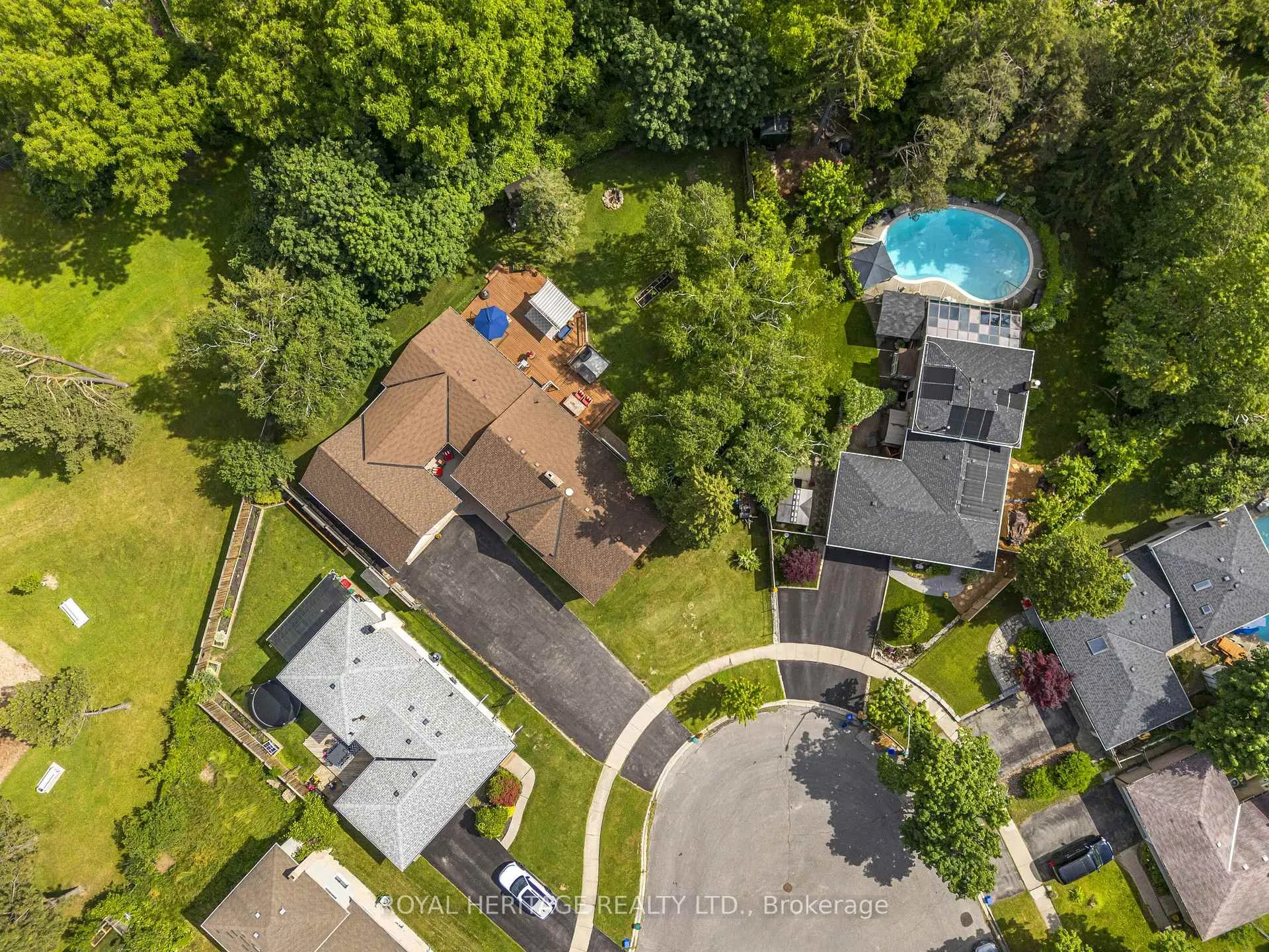 Photo 45 of 956 Bayshore Court, Pickering, West Shore — HOMEH