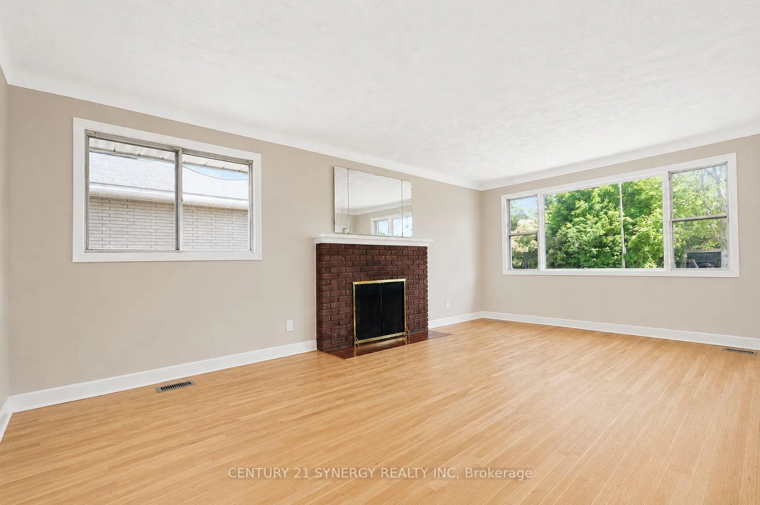 Photo 4 of 1308 Erindale Drive, Ottawa, Copeland Park — HOMEH