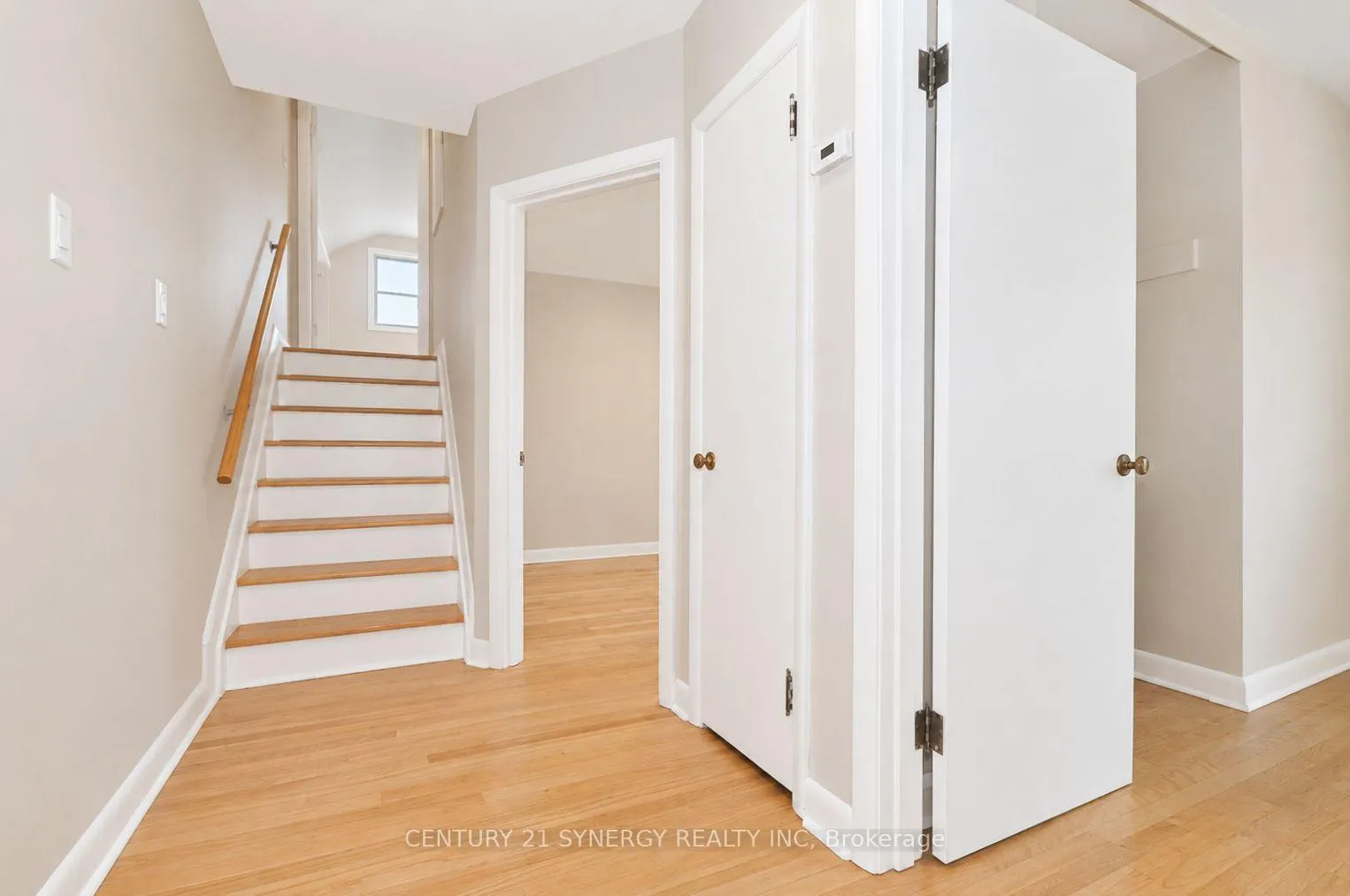 Photo 8 of 1308 Erindale Drive, Ottawa, Copeland Park — HOMEH