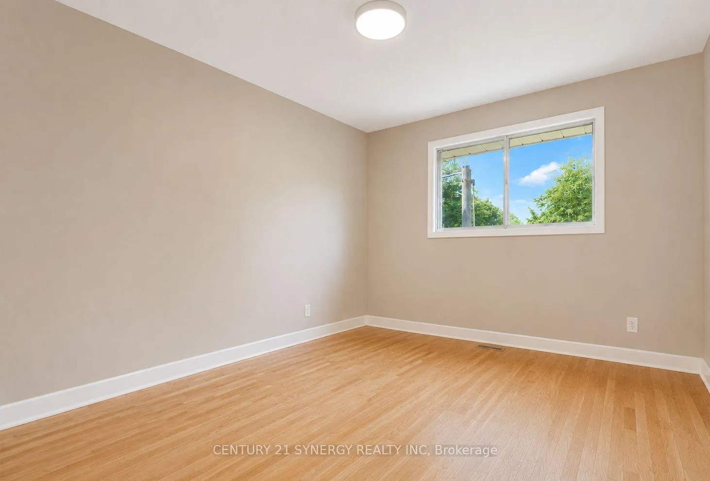 Photo 14 of 1308 Erindale Drive, Ottawa, Copeland Park — HOMEH