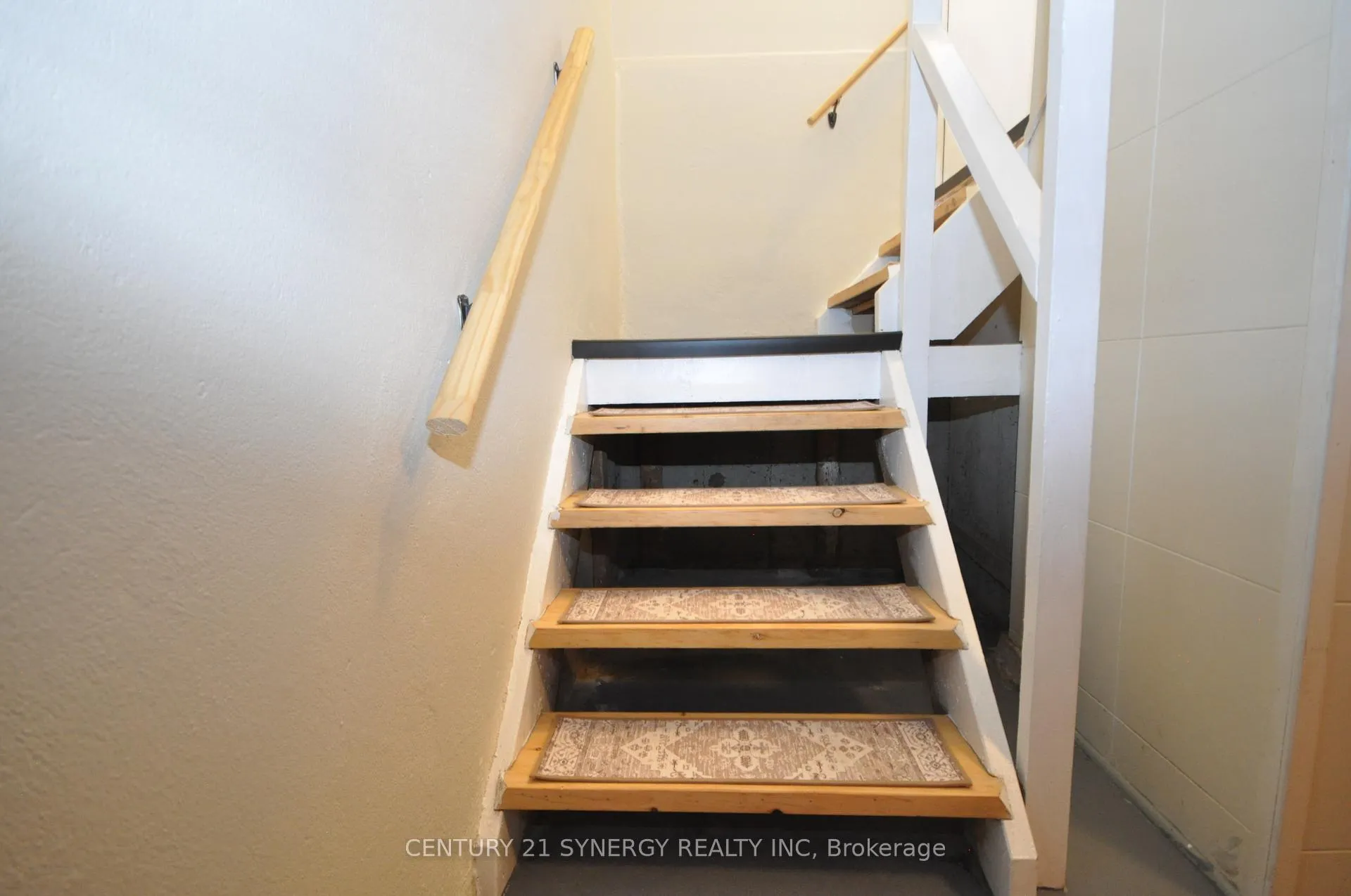 Photo 19 of 1308 Erindale Drive, Ottawa, Copeland Park — HOMEH