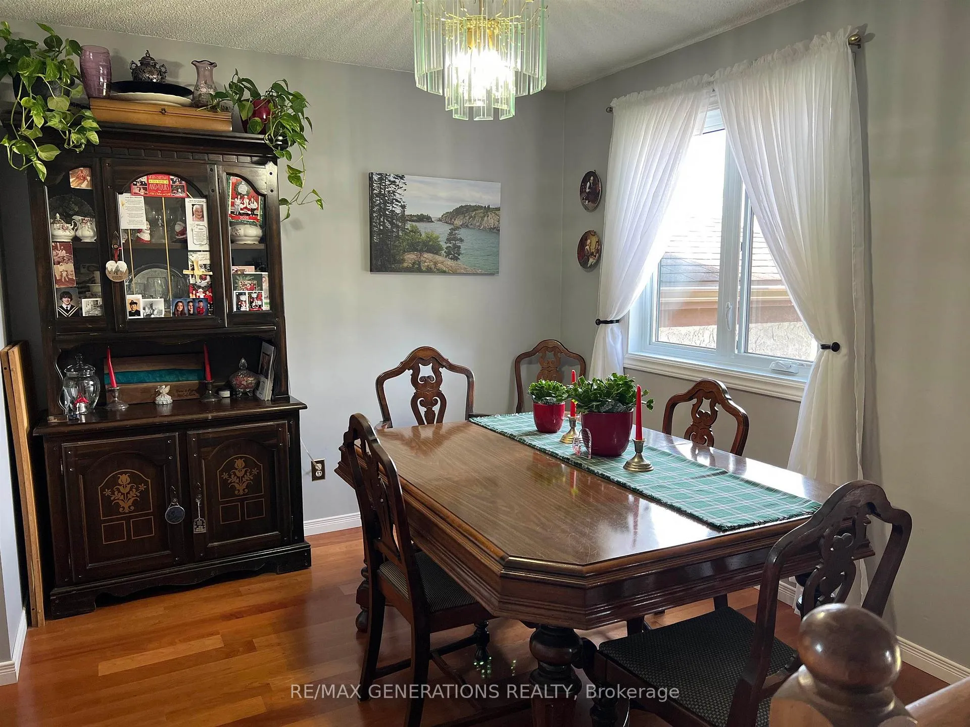 Photo 4 of 20 Bastedo Crescent, Marathon — HOMEH