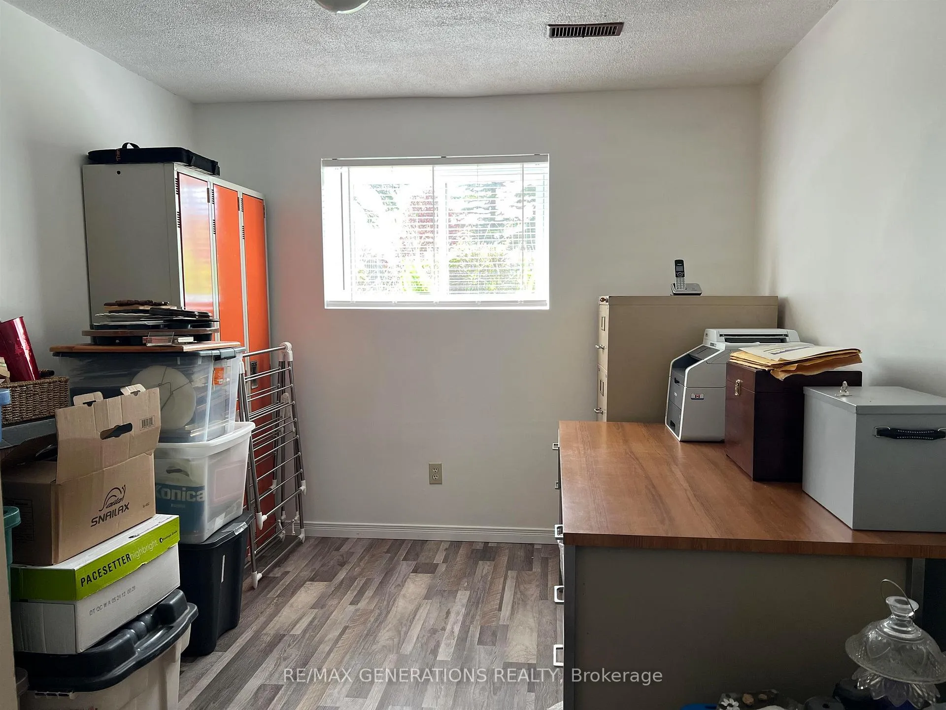 Photo 19 of 20 Bastedo Crescent, Marathon — HOMEH