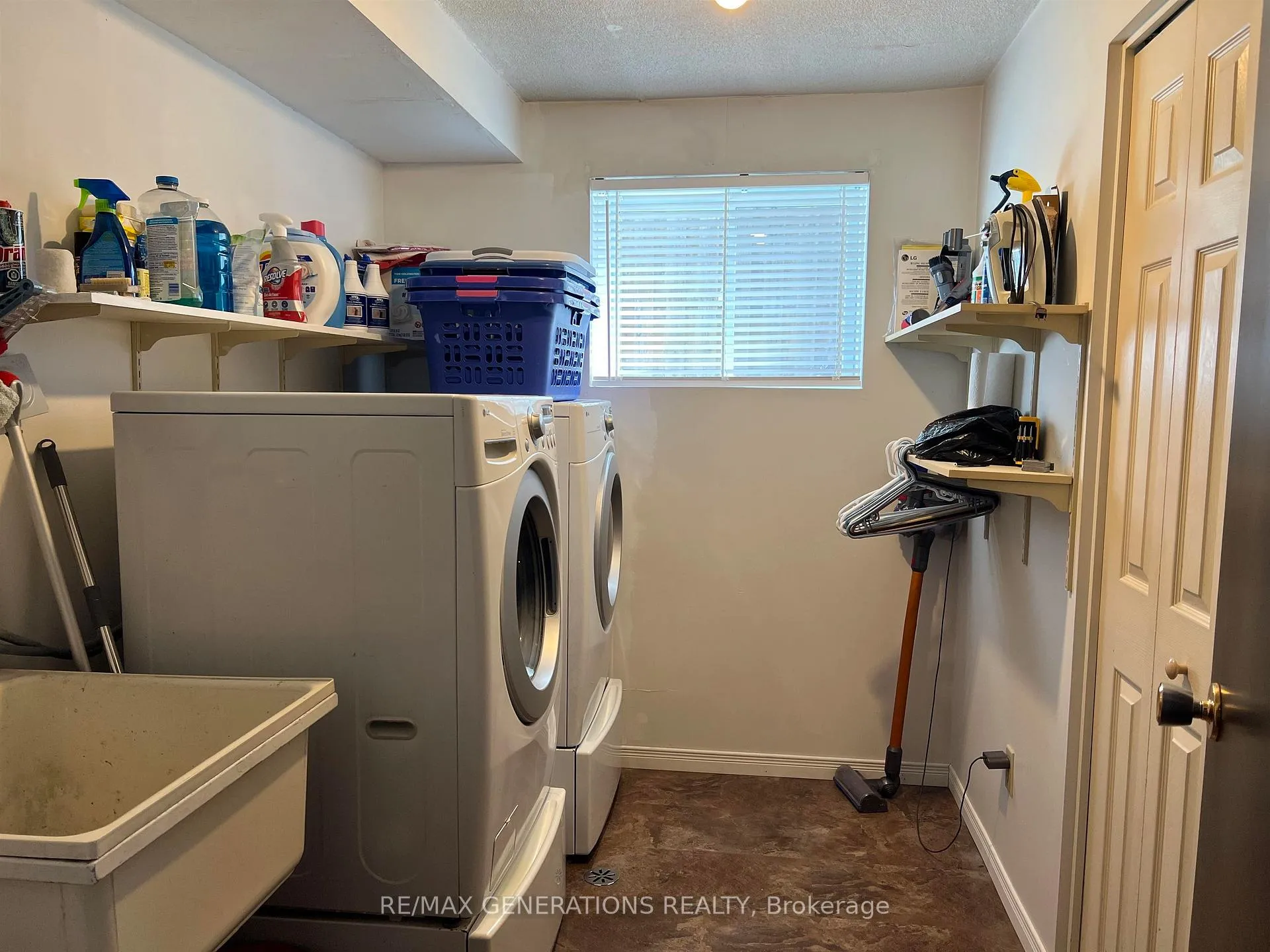 Photo 20 of 20 Bastedo Crescent, Marathon — HOMEH