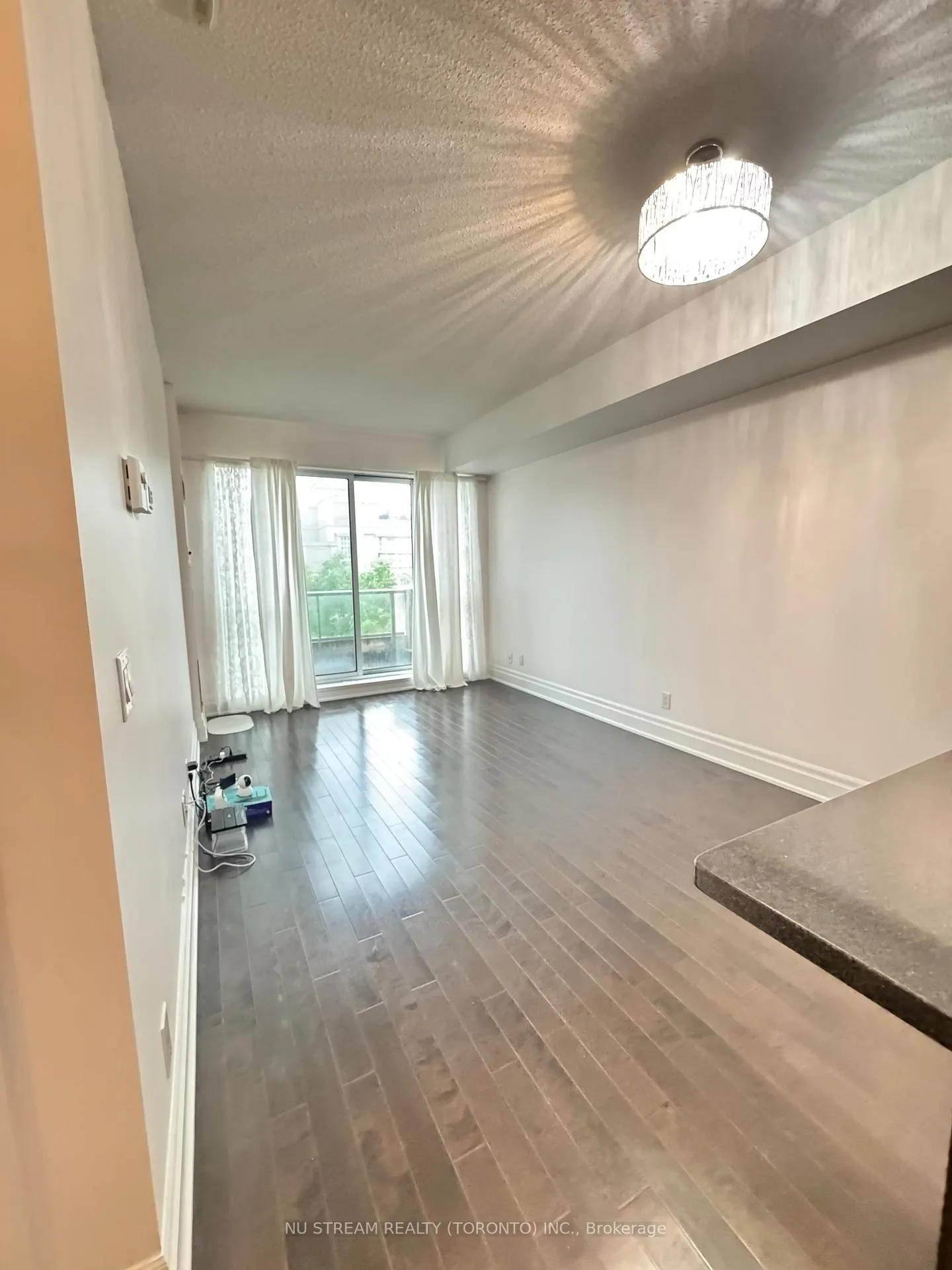 Photo 8 of Unit 318, 39 upper duke Crescent, Markham, Unionville — HOMEH