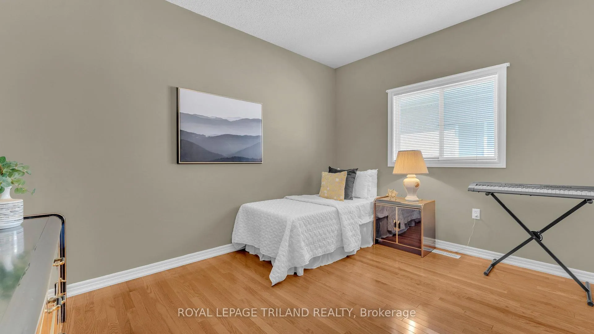 Photo 12 of Unit 153, 2025 Meadowgate Boulevard, London, South U — HOMEH