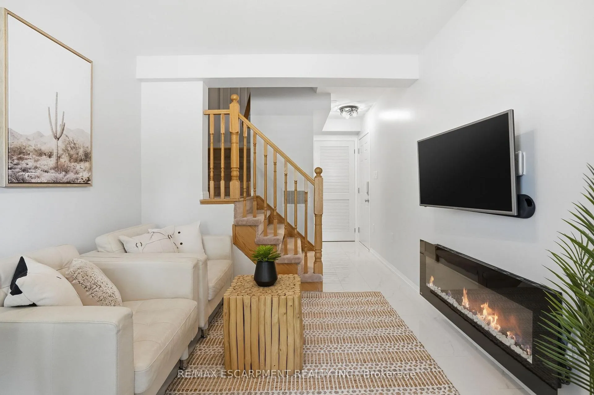 Photo 6 of Unit 54, 3050 Rotary Way, Burlington, Alton — HOMEH