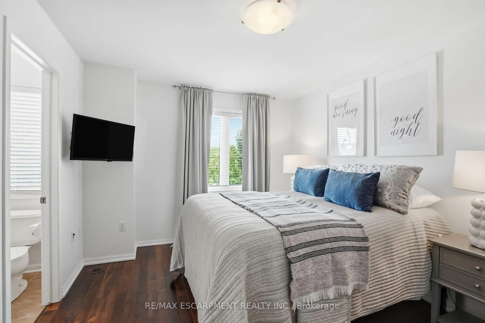 Photo 27 of Unit 54, 3050 Rotary Way, Burlington, Alton — HOMEH