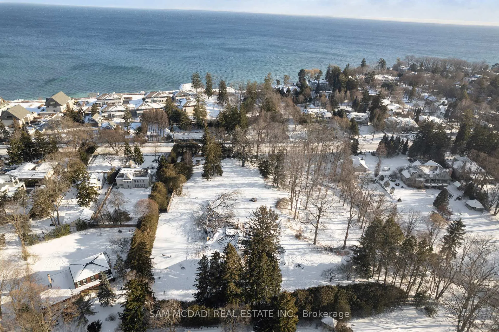 Photo 3 of 1475 Lakeshore Road E, Oakville, Morrison — HOMEH