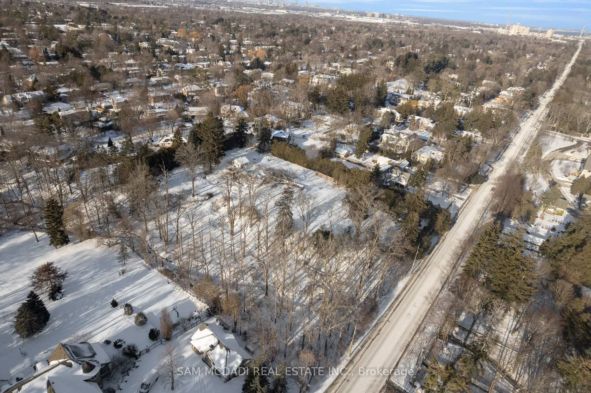Photo 11 of 1475 Lakeshore Road E, Oakville, Morrison — HOMEH