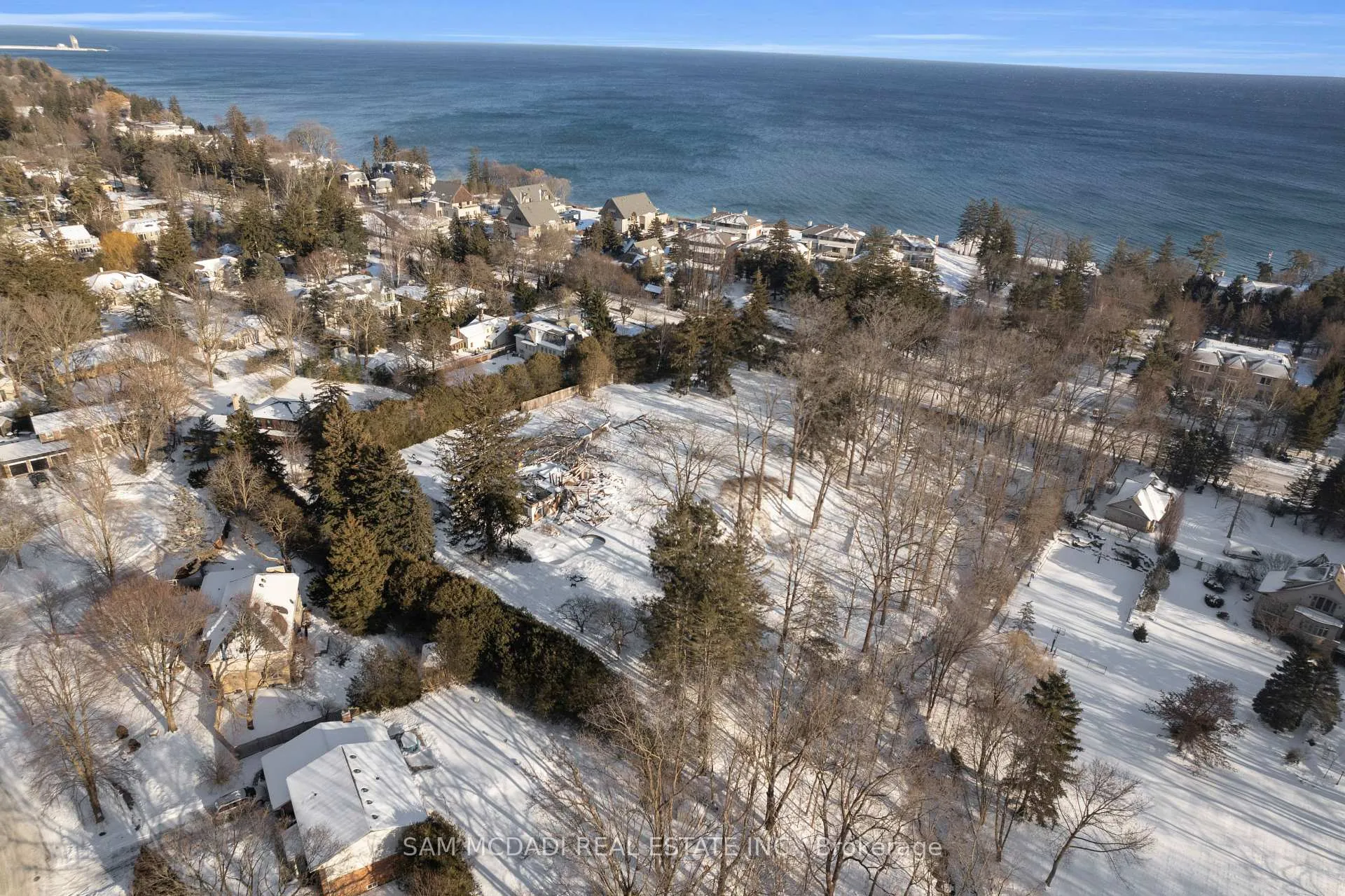 Photo 13 of 1475 Lakeshore Road E, Oakville, Morrison — HOMEH