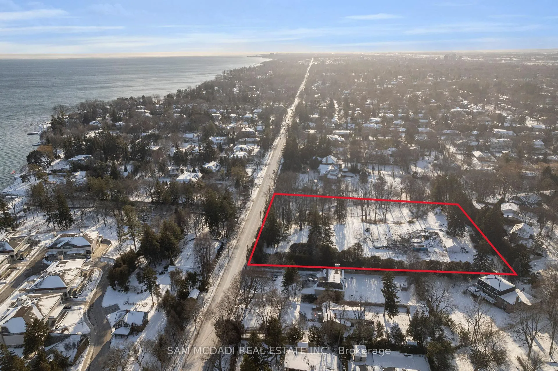 Photo 21 of 1475 Lakeshore Road E, Oakville, Morrison — HOMEH