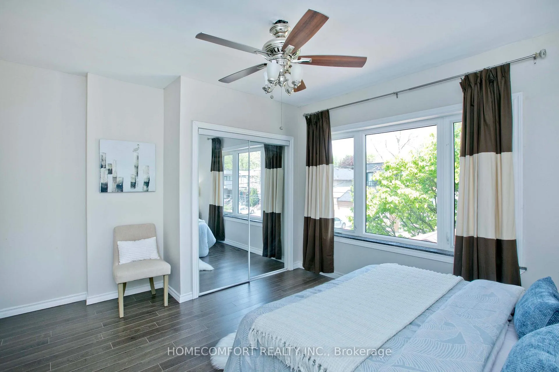Photo 9 of 202 Gledhill Avenue, Toronto, Woodbine-Lumsden — HOMEH