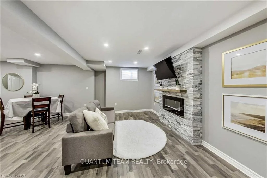 Photo 7 of 8912 Forestview Boulevard, Niagara Falls, Forestview — HOMEH