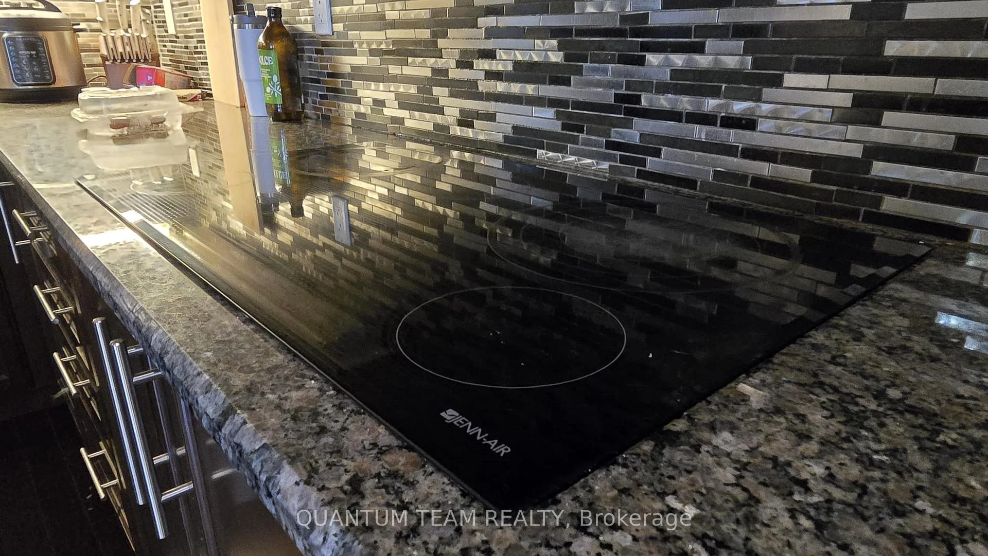 Photo 14 of 8912 Forestview Boulevard, Niagara Falls, Forestview — HOMEH