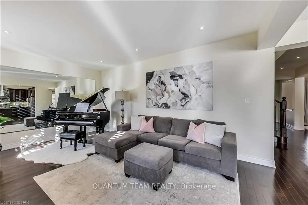 Photo 27 of 8912 Forestview Boulevard, Niagara Falls, Forestview — HOMEH