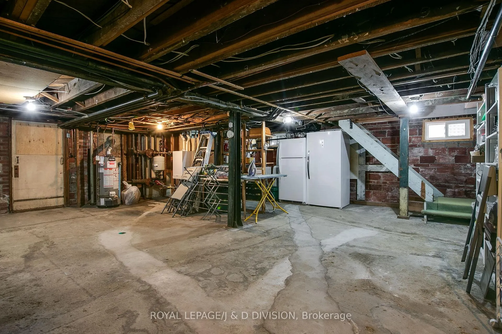 Photo 32 of 30 Chaplin Crescent, Toronto, Yonge-Eglinton — HOMEH