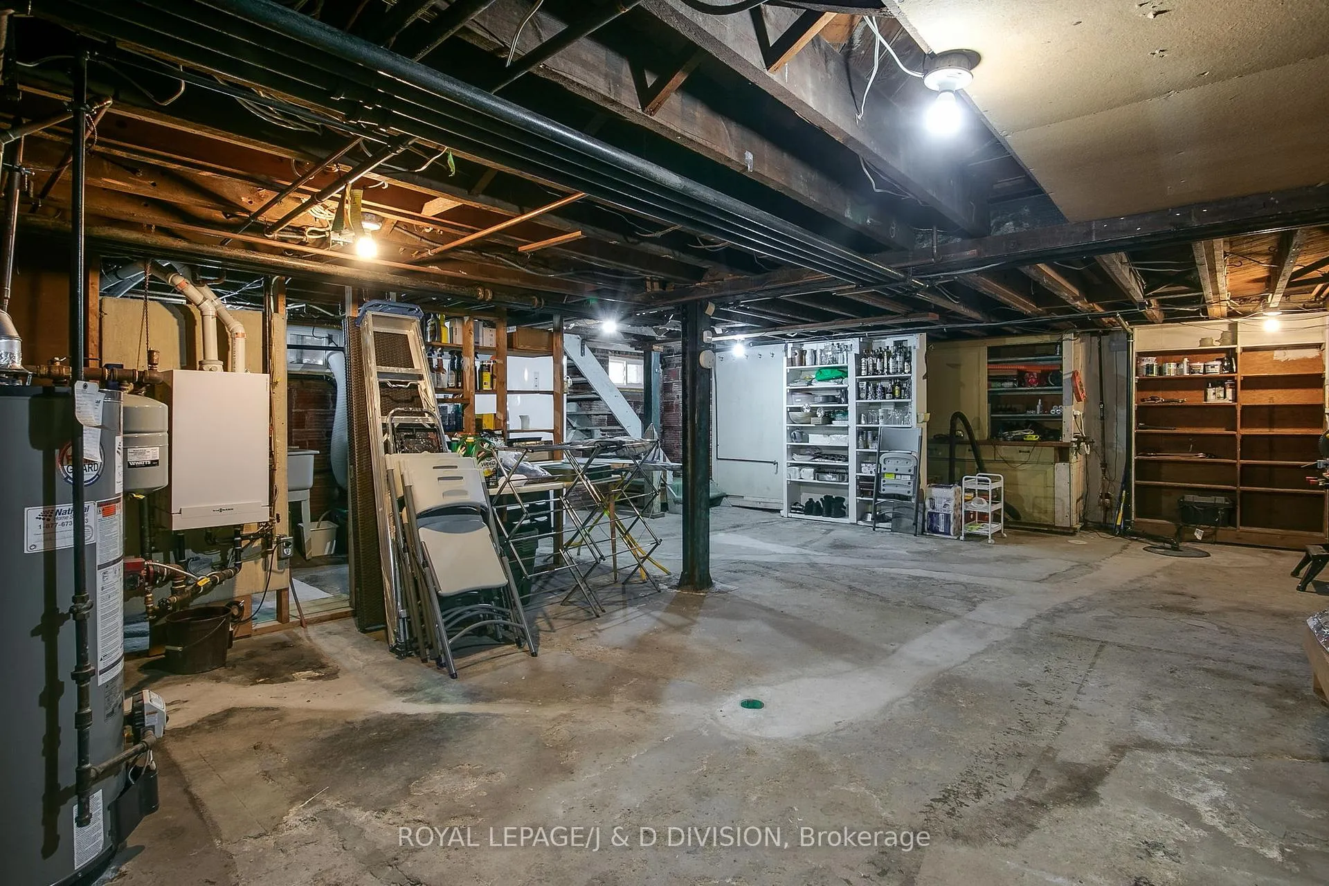 Photo 33 of 30 Chaplin Crescent, Toronto, Yonge-Eglinton — HOMEH