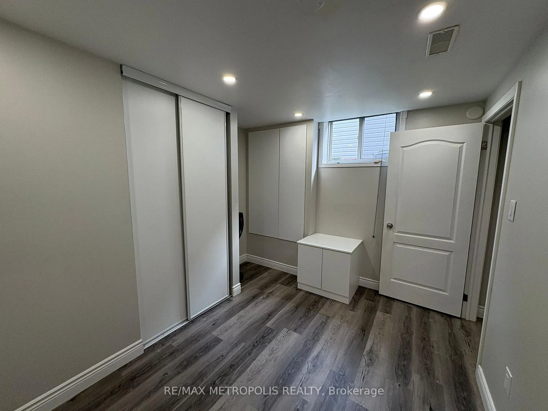 Photo 7 of Unit BSMT, 44 Endeavour Drive, Cambridge, Hespeler Village — HOMEH