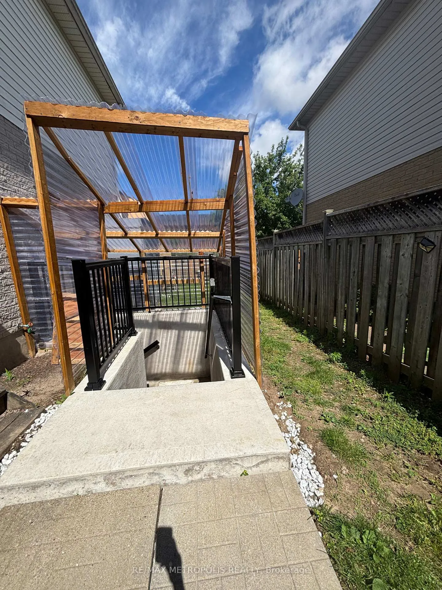 Photo 14 of Unit BSMT, 44 Endeavour Drive, Cambridge, Hespeler Village — HOMEH