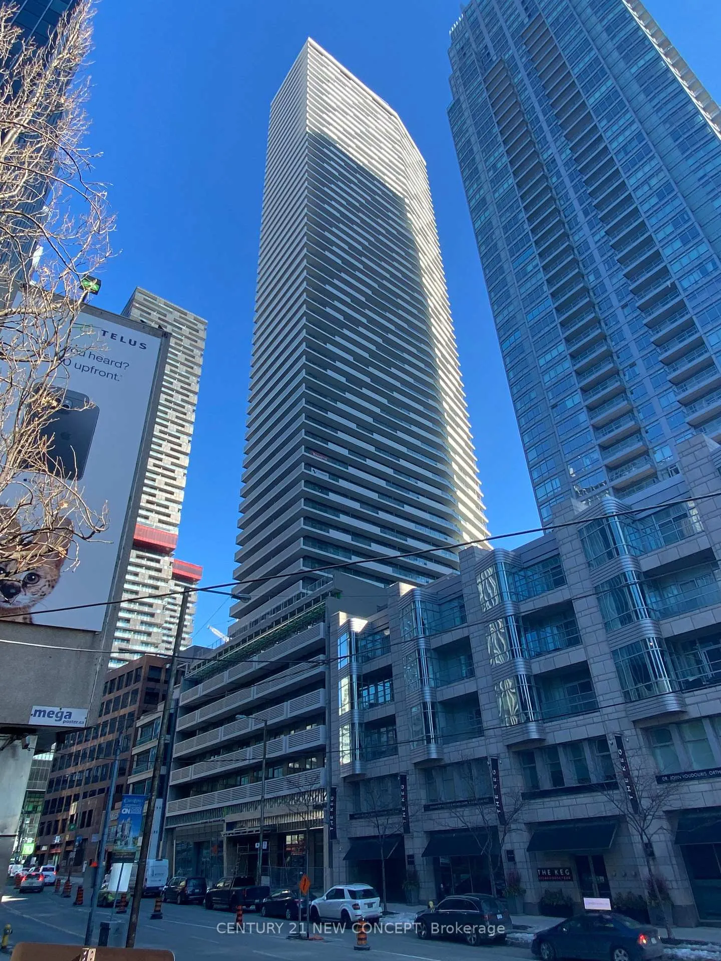 Front of Unit 5006, 2221 Yonge Street