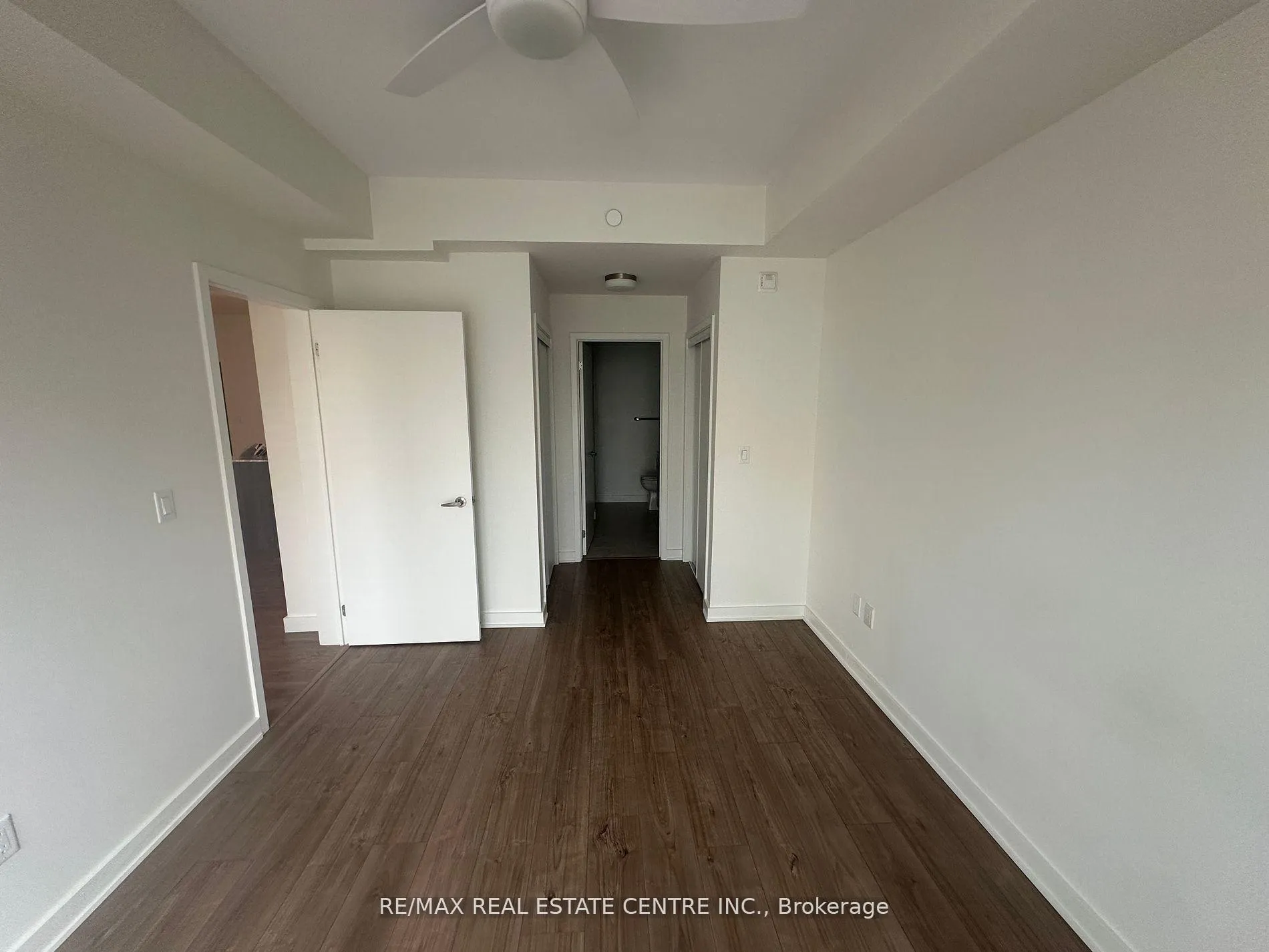 Photo 1 of Unit 107, 150 Sabina Drive, Oakville, Rural Oakville — HOMEH