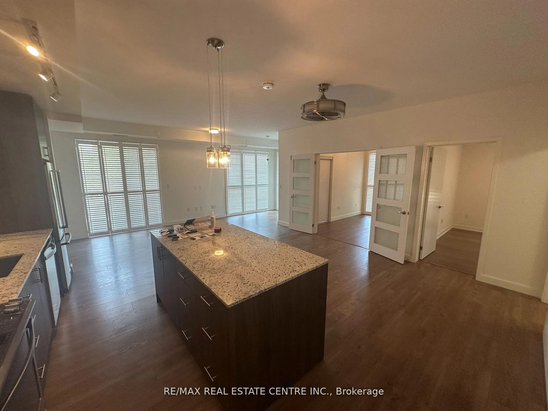 Photo 9 of Unit 107, 150 Sabina Drive, Oakville, Rural Oakville — HOMEH
